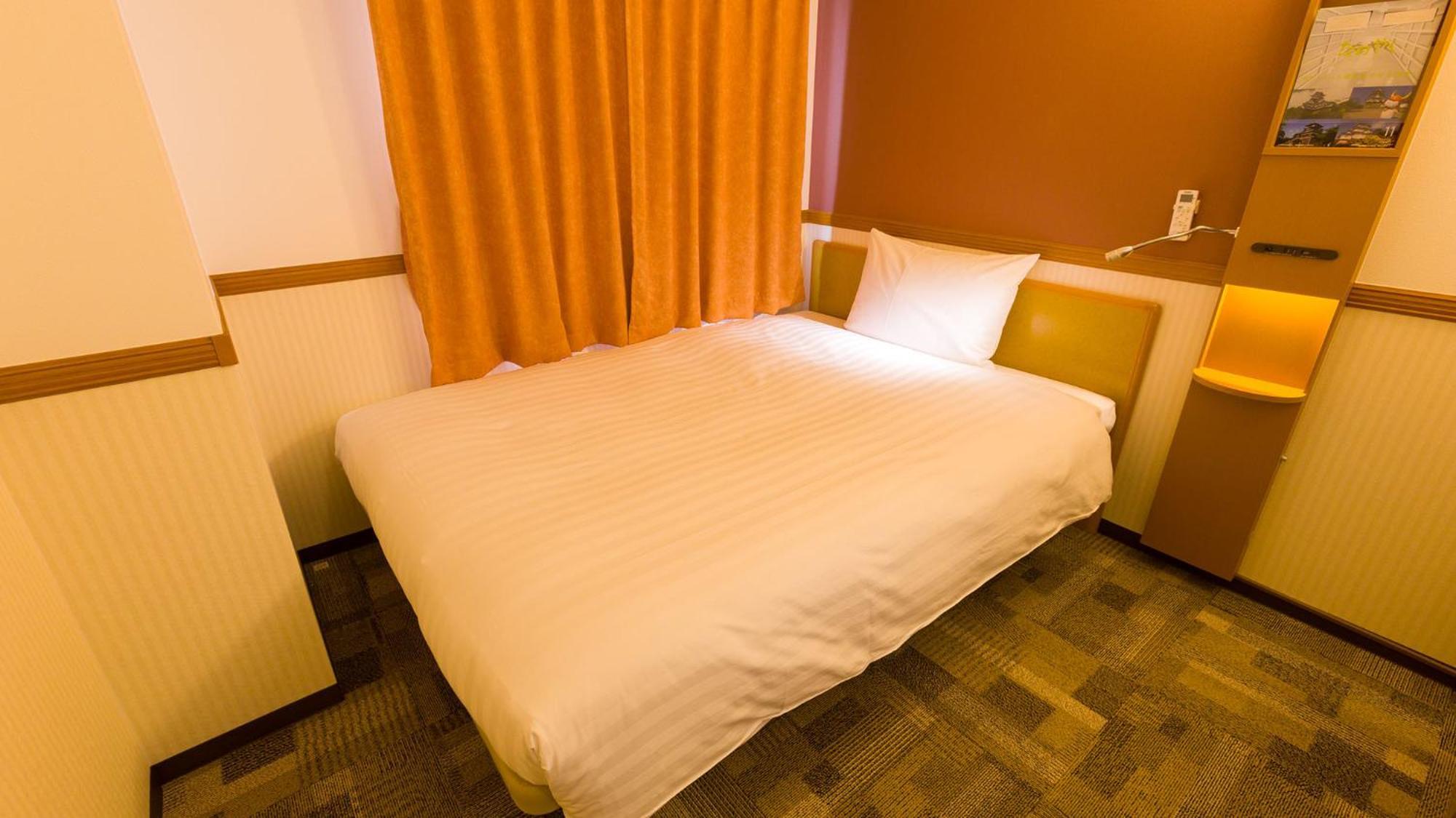 Toyoko Inn Shin-Yokohama Ekimae Honkan Room photo