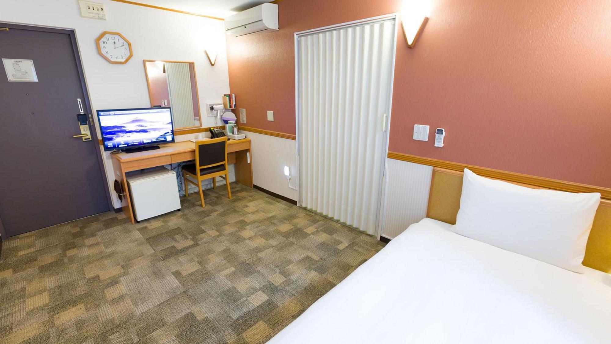 Toyoko Inn Shin-Yokohama Ekimae Honkan Room photo